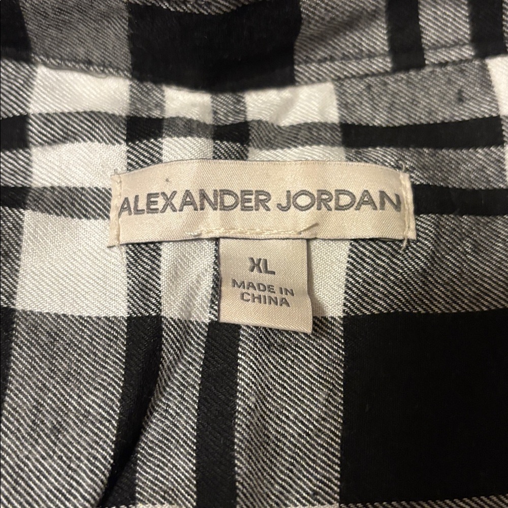 Jane and Delancy and Alexander Jordan women’s button down long sleeve shirts - Picture 7 of 7